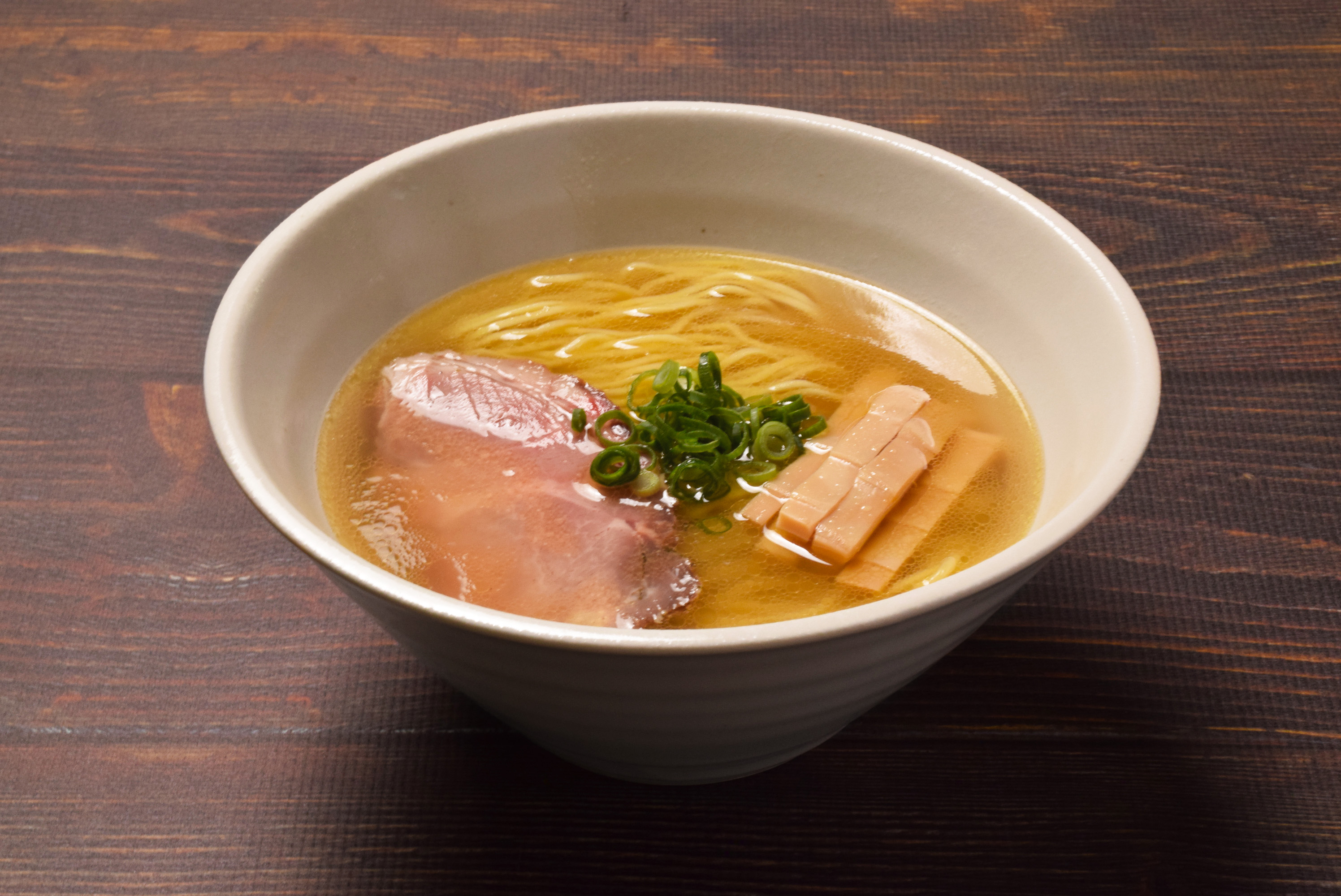 【調理例】塩淡麗ラーメン